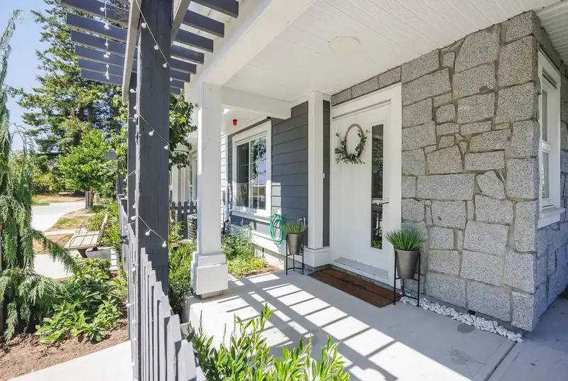 3 20321 80 AVENUE - photo 4 of 40