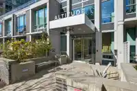 210 9080 UNIVERSITY CRESCENT - thumbnail 3