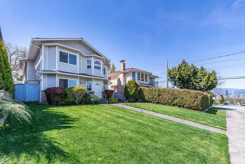 5433 ELSOM AVENUE - photo 2 of 37