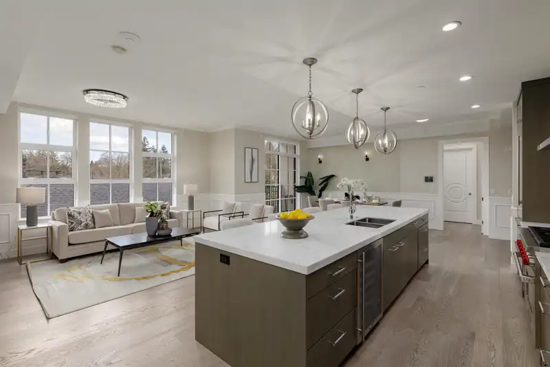 304 1009 LAURIER AVENUE - photo 3 of 28