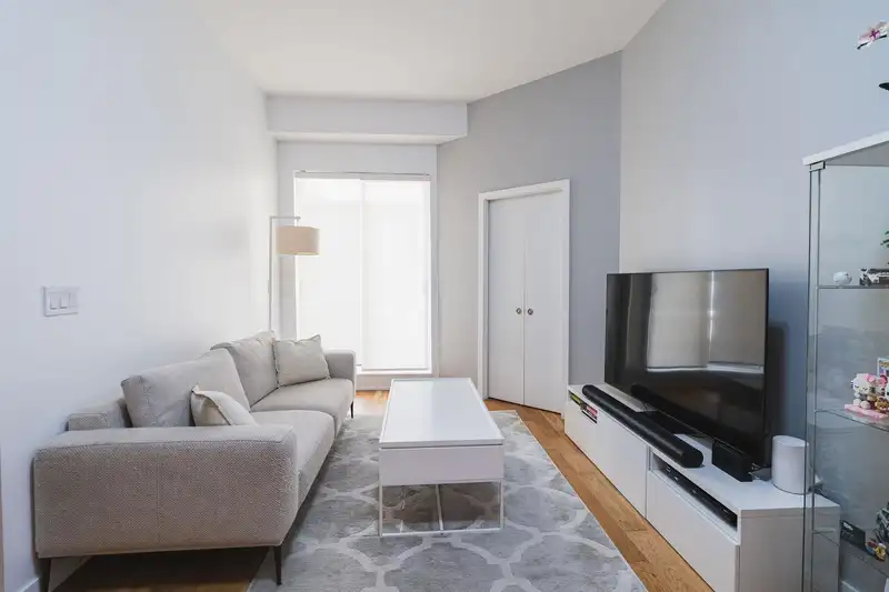 621 7008 RIVER PARKWAY - photo 3 of 30