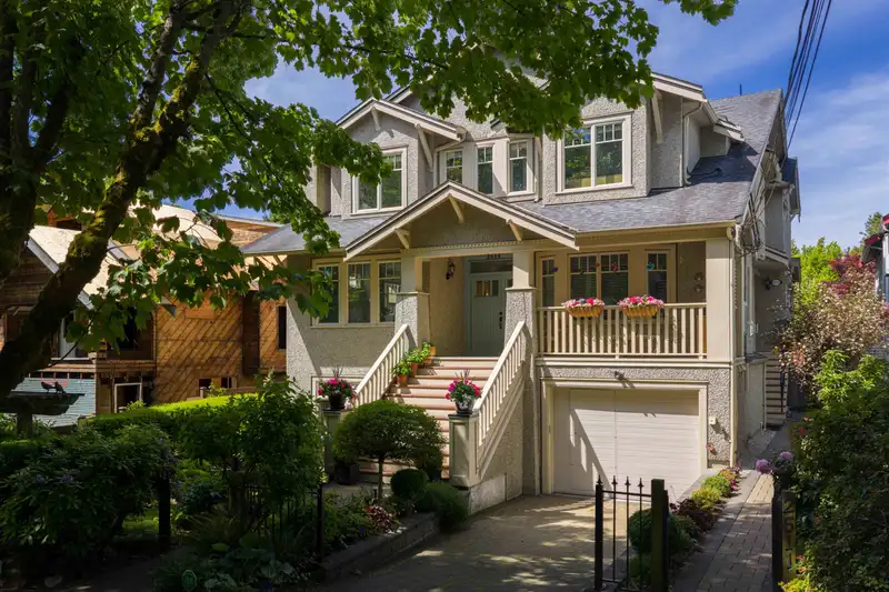 2515 W 6TH AVENUE - photo 1 of 35