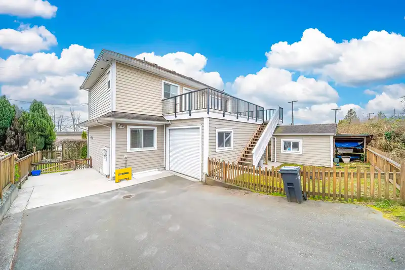 2123 SEVENTH AVENUE - photo 4 of 36