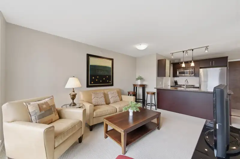 502 1650 W 7TH AVENUE - photo 4 of 27