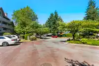 310 7435 121A STREET - thumbnail 5