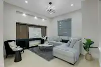20515 74B AVENUE - thumbnail 2
