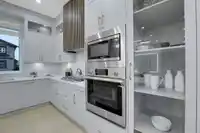 20515 74B AVENUE - thumbnail 17