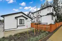 20515 74B AVENUE - thumbnail 39