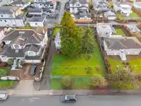 3786 MOSCROP STREET - thumbnail 3