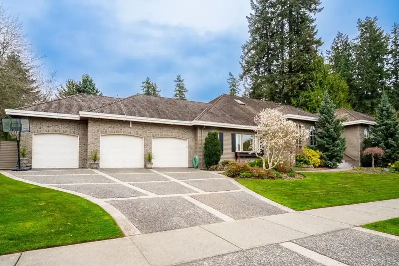2318 CHANTRELL PARK DRIVE - photo 1 of 40