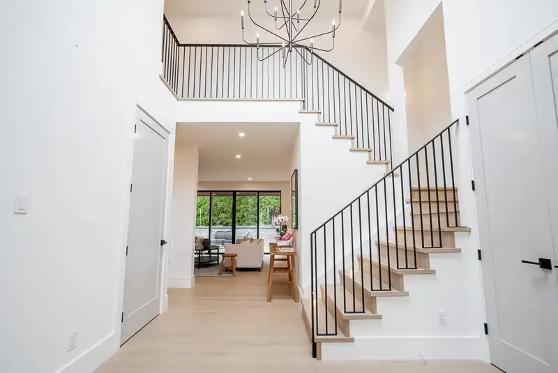 2318 CHANTRELL PARK DRIVE - photo 2 of 40