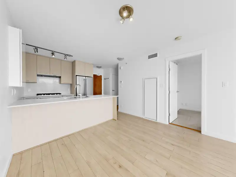 808 7708 ALDERBRIDGE WAY - photo 4 of 17