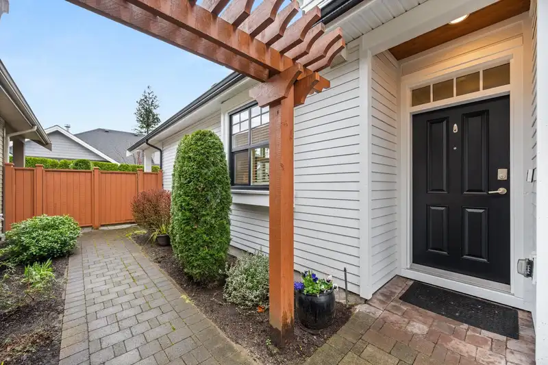 35 9235 MCBRIDE STREET - photo 4 of 39