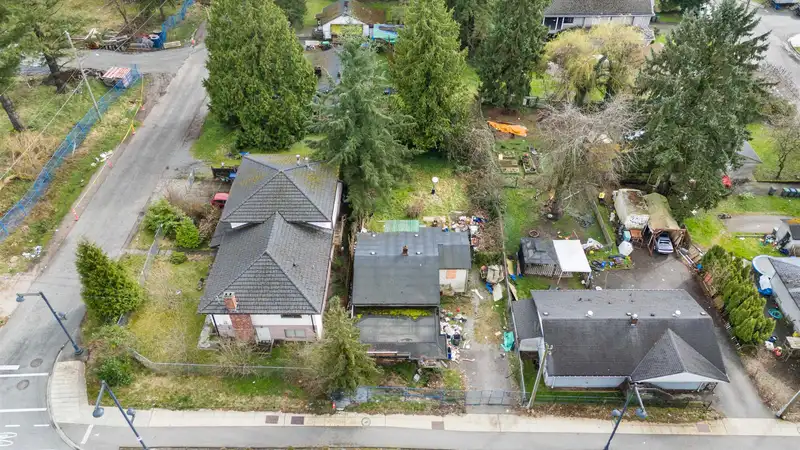13840 100 AVENUE - photo 2 of 5