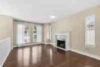 93 8716 WALNUT GROVE DRIVE - thumbnail 2