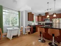 2 15518 103A AVENUE - thumbnail 4