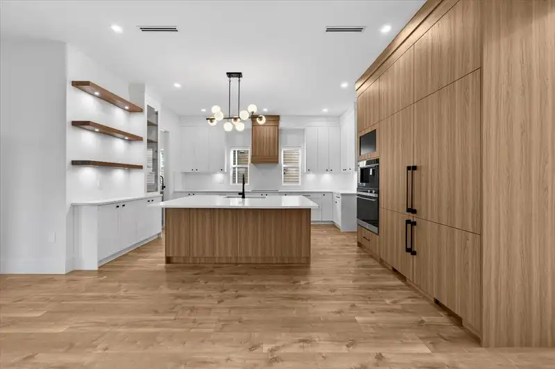 17317 103A AVENUE - photo 1 of 40
