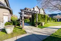 4 6538 ELGIN AVENUE - thumbnail 2