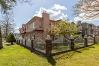 4355 MACDONALD AVENUE - thumbnail 29