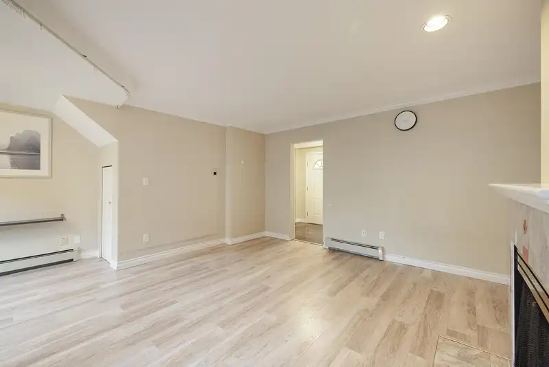 5 8651 GENERAL CURRIE ROAD - photo 3 of 18