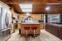 21896 40 AVENUE - thumbnail 4