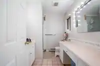 21896 40 AVENUE - thumbnail 6