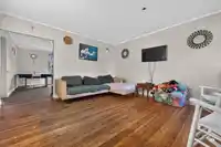 3184 E 8TH AVENUE - thumbnail 6
