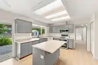 4855 200A STREET - thumbnail 12