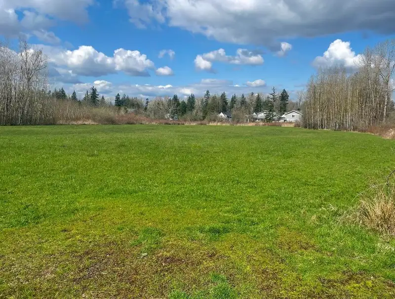 22389 56 AVENUE - photo 3 of 3