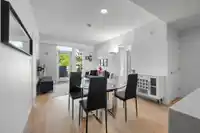 101 700 CLARKE ROAD - thumbnail 11