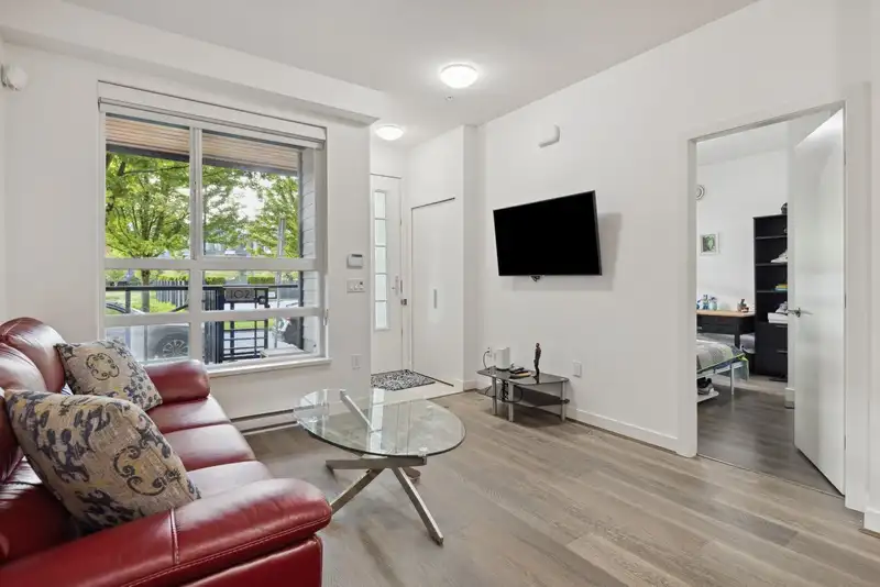102 6033 GRAY AVENUE - photo 3 of 25
