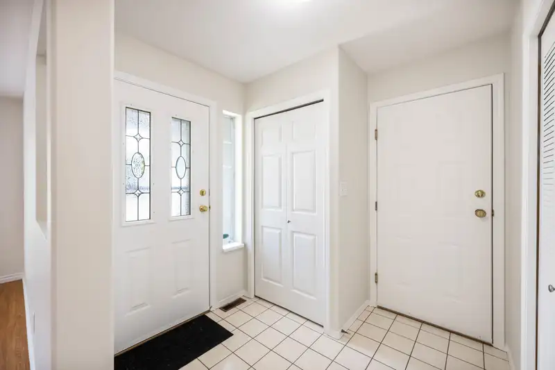 11484 207 STREET - photo 3 of 36