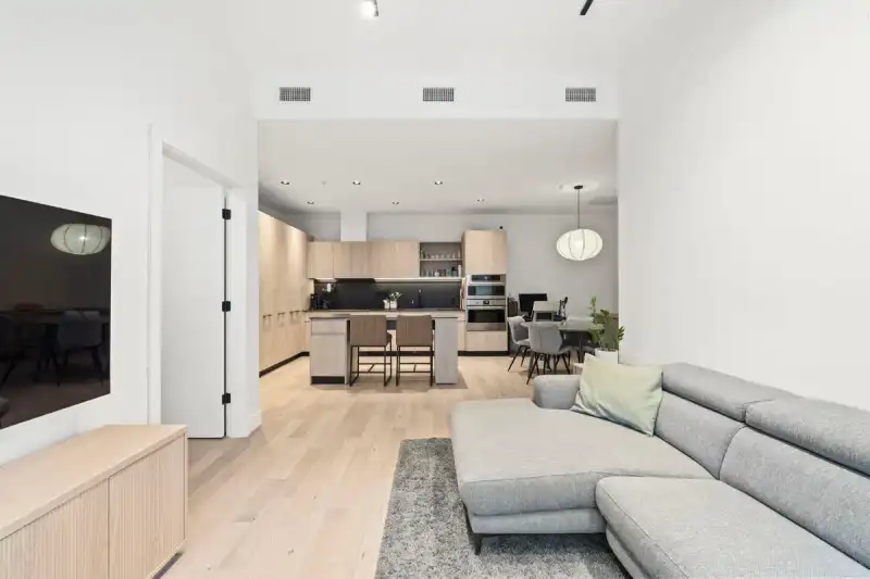 3958 DUMFRIES STREET - photo 1 of 36