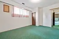 8904 GAY STREET - thumbnail 24
