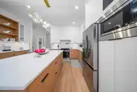 7747 197 STREET - thumbnail 23