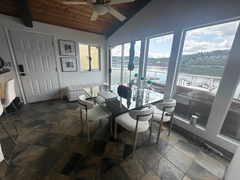 1132 ALDERSIDE ROAD - photo 2 of 21