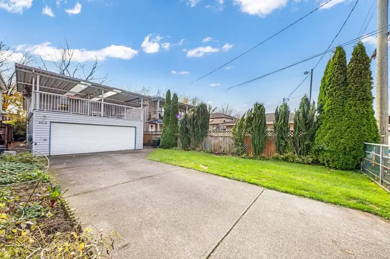 2865 GRANT STREET - photo 4 of 28