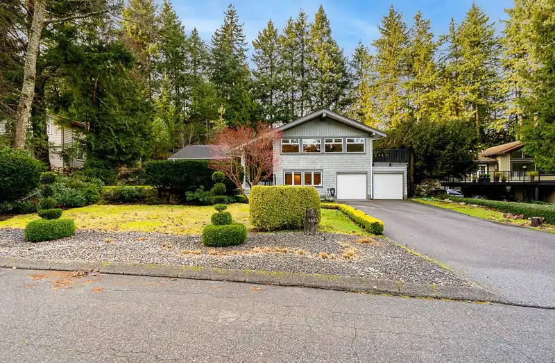 4640 WOODBURN ROAD - photo 1 of 34