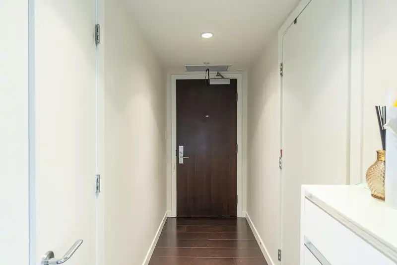 1601 788 RICHARDS STREET - photo 4 of 33