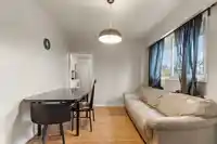 33919 VICTORY BOULEVARD - thumbnail 5