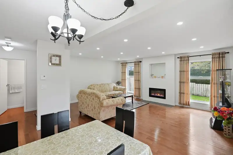 7506 WESTBANK PLACE - photo 3 of 25