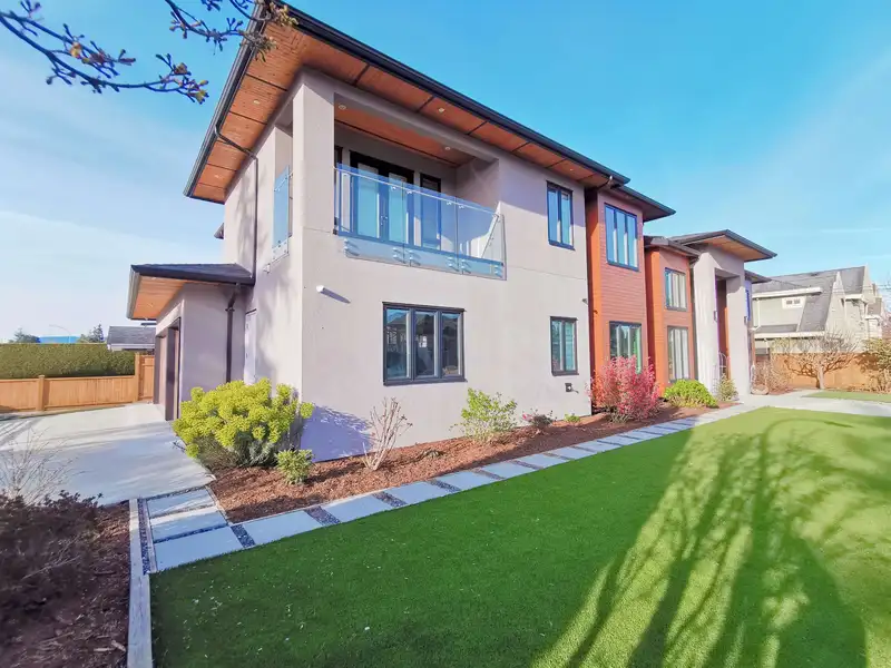 3291 ULLSMORE AVENUE - photo 4 of 32