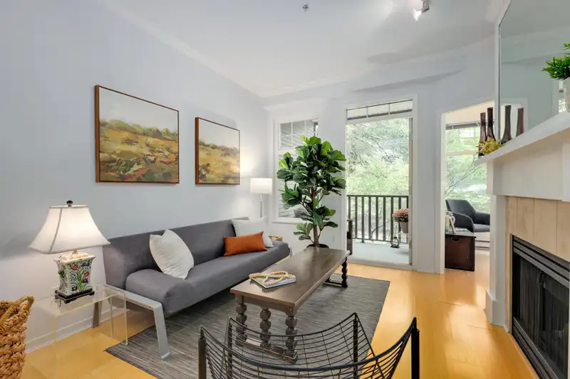 304 1388 NELSON STREET - photo 1 of 23