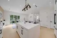1 4463 WALDEN STREET - thumbnail 13