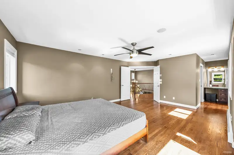 6550 ALBERY PLACE - photo 4 of 32