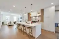6864 208 STREET - thumbnail 1