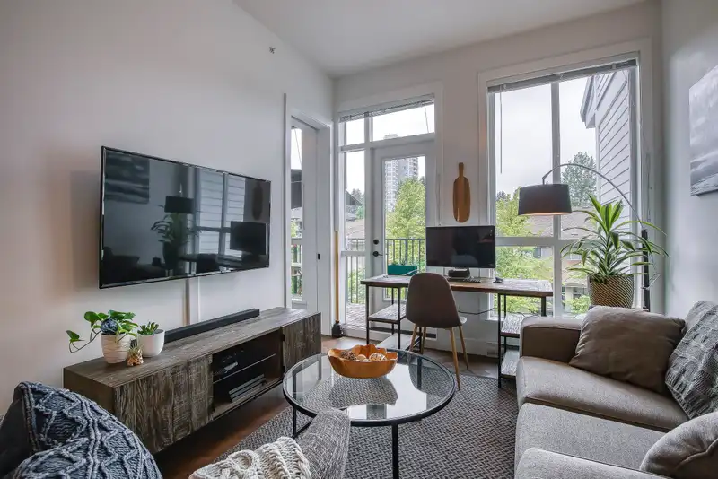 406 14968 101A AVENUE - photo 3 of 21