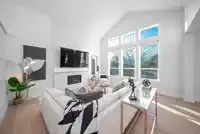 2118 165 STREET - thumbnail 3