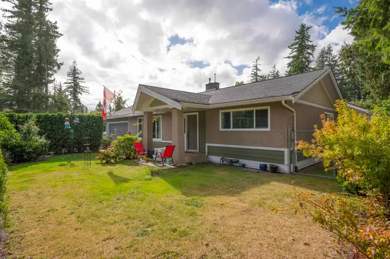 3353 200 STREET - photo 2 of 40
