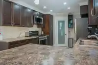 3353 200 STREET - thumbnail 32